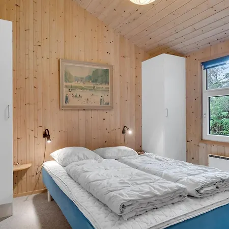Sella - 200m From The Sea By Interhome